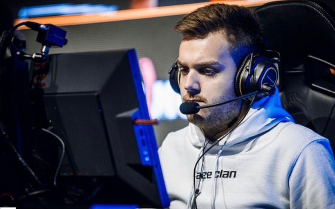 VCT CN 发布了 EDG 的赛季阵容：CHICHOO／ZmjjKK／S1Mon／nobody／Smoggy