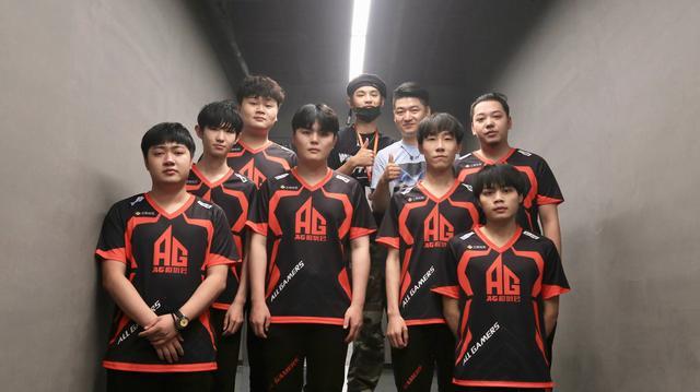 StarLadder 对布达佩斯 Major 开幕的技术问题表示歉意